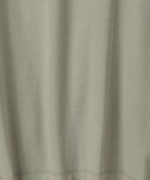 BAYFLOW（ベイフロー）の「[二の腕やヒップもカバー]シルケットドルマン半袖Tシャツ（Tシャツ/カットソー・レディース・カーキ/モカ/オフホワイト/ブラック・FREE）」の19枚目の写真
