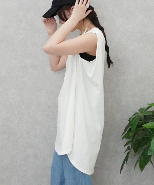 SELECT LEVERY(セレクトリベリー)の「天竺 ノースリーブ チュニック Tシャツ(Tシャツ/カットソー・レディース・ブラック/ブラウン/オフホワイト・MEDIUM)」の6枚目の写真