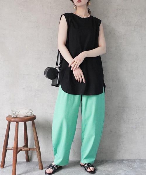 SELECT LEVERY(セレクトリベリー)の「天竺 ノースリーブ チュニック Tシャツ(Tシャツ/カットソー・レディース・ブラック/ブラウン/オフホワイト・MEDIUM)」の15枚目の写真
