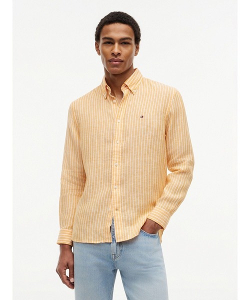 TOMMY HILFIGER(トミーヒルフィガー)の「ストライプ柄リネンボタンダウンシャツ(シャツ/ブラウス・メンズ・グレー/ブラウン/マルチ/その他1・SMALL/MEDIUM/LARGE/X-LARGE)」の4枚目の写真