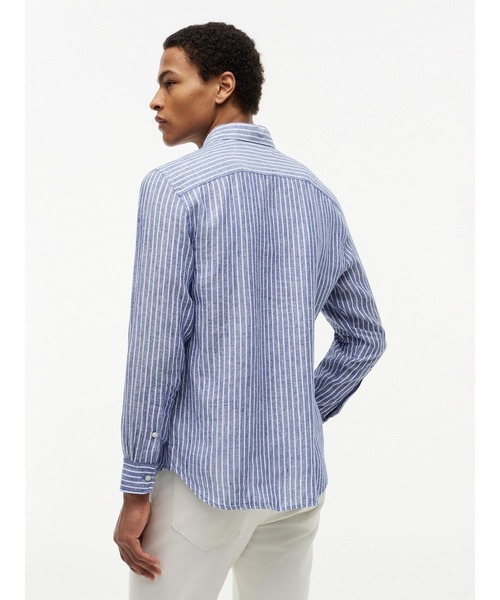 TOMMY HILFIGER(トミーヒルフィガー)の「ストライプ柄リネンボタンダウンシャツ(シャツ/ブラウス・メンズ・グレー/ブラウン/マルチ/その他1・SMALL/MEDIUM/LARGE/X-LARGE)」の7枚目の写真