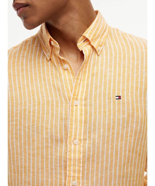 TOMMY HILFIGER(トミーヒルフィガー)の「ストライプ柄リネンボタンダウンシャツ(シャツ/ブラウス・メンズ・グレー/ブラウン/マルチ/その他1・SMALL/MEDIUM/LARGE/X-LARGE)」の20枚目の写真