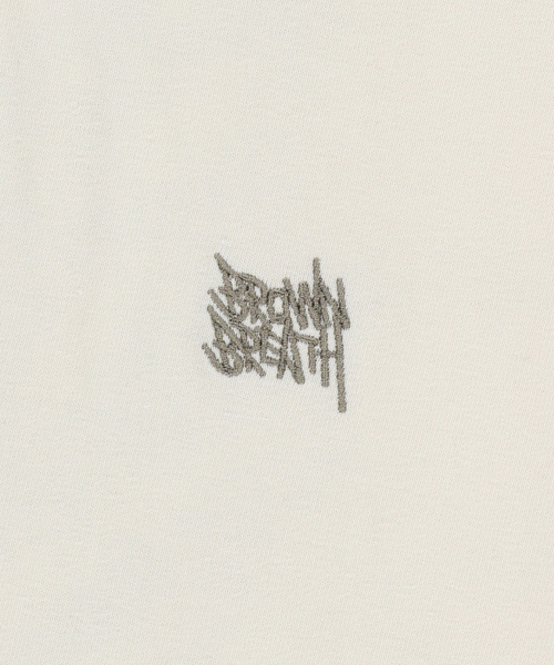 BROWNBREATH(ブラウンブレス)の「KITTY TAG TEE - IVORY(Tシャツ/カットソー・レディース・その他・2XL/X-LARGE/LARGE/MEDIUM/SMALL)」の6枚目の写真