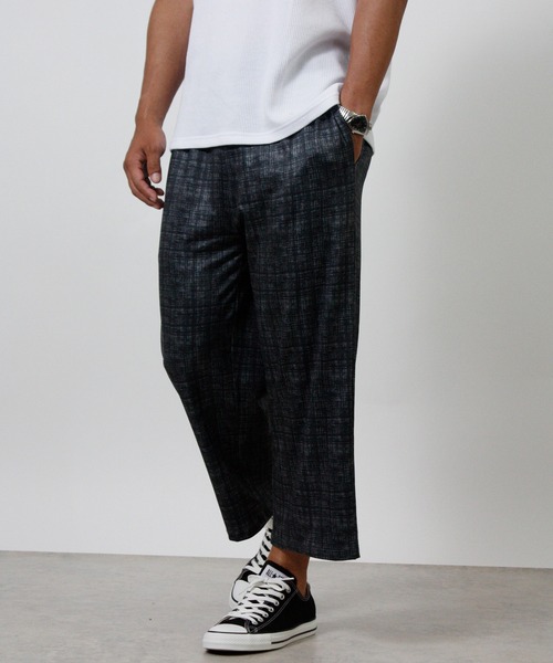 NYLAUS(ナイラス)の「【Nylaus】総柄 クロップド ストレッチパンツ 七分丈パンツ ルームウェア 部屋着 寝間着(その他パンツ・メンズ・ブラック系その他4/ブルー系その他2/ブルー系その他/ブラック系その他2/ブラック系その他・LL/M/L)」の2枚目の写真