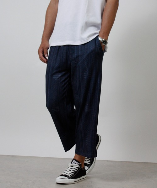 NYLAUS(ナイラス)の「【Nylaus】総柄 クロップド ストレッチパンツ 七分丈パンツ ルームウェア 部屋着 寝間着(その他パンツ・メンズ・ブラック系その他4/ブルー系その他2/ブルー系その他/ブラック系その他2/ブラック系その他・LL/M/L)」の5枚目の写真