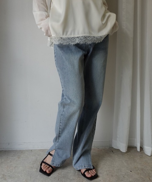 CORNERS（コーナーズ）の「デニムスリムストレートスリットパンツ（デニムパンツ・レディース・ライトブルー/ブラック/ブルー・L/M）」の7枚目の写真