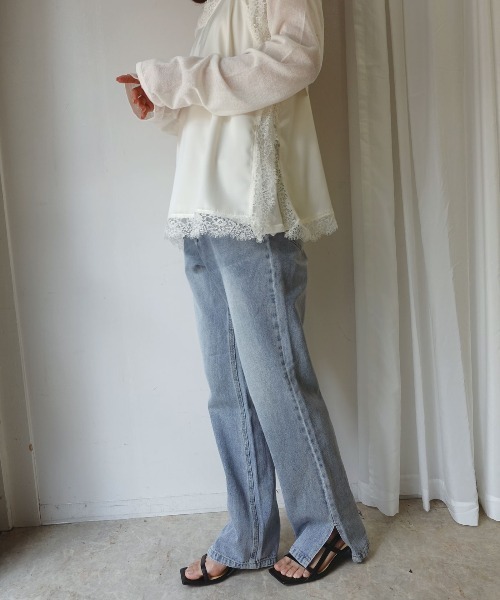 CORNERS（コーナーズ）の「デニムスリムストレートスリットパンツ（デニムパンツ・レディース・ライトブルー/ブラック/ブルー・L/M）」の11枚目の写真