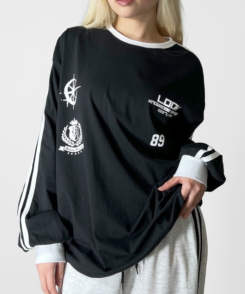 MATU:TA（マトゥータ）の「【スポーツライクデザイン】ユニフォーム風ロングTシャツ / オーバーサイズロンT スポーツmix 華奢見え ラウンドネック ゆったり レタリング カジュアル 海外ガール ストリート 長袖 3カラー ホワイト ブラック ネイビー（Tシャツ/カットソー・レディース・ホワイト/ネイビー/ブラック・FREE）」の2枚目の写真