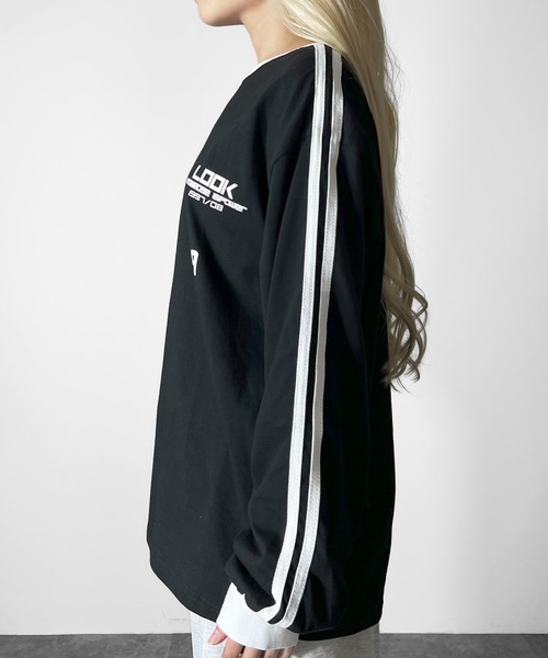 MATU:TA（マトゥータ）の「【スポーツライクデザイン】ユニフォーム風ロングTシャツ / オーバーサイズロンT スポーツmix 華奢見え ラウンドネック ゆったり レタリング カジュアル 海外ガール ストリート 長袖 3カラー ホワイト ブラック ネイビー（Tシャツ/カットソー・レディース・ホワイト/ネイビー/ブラック・FREE）」の17枚目の写真