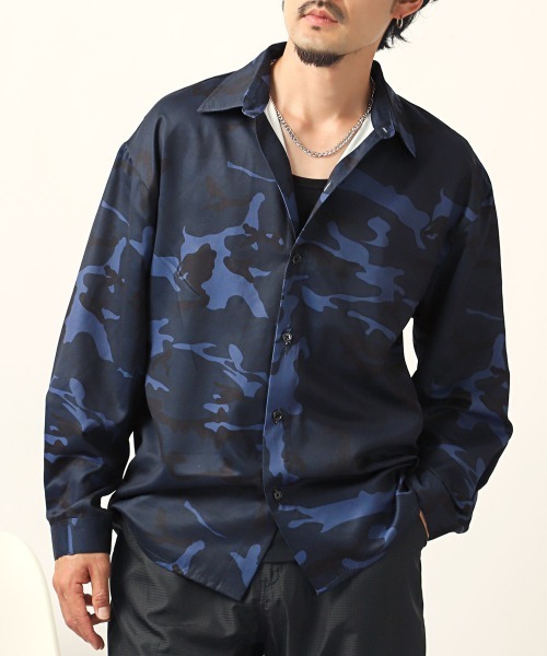 LUXSTYLE(ラグスタイル)の「総柄プリント長袖シャツ(シャツ/ブラウス・メンズ・ブルー系その他/ブラック系その他/ブラック系その他2/ホワイト系その他2・M/L)」の4枚目の写真