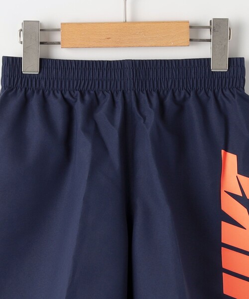 NIKE(ナイキ)の「NIKE SWIM:130~160cm / ブレイカースウッシュカットアウト7 ボレーショーツ(水着・キッズ・ブラック/ネイビー・130/150/140/MEDIUM)」の6枚目の写真