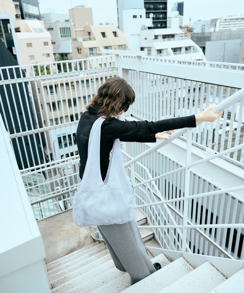 cii(シー)の「【UNISEX】Layered Mesh Bag / レイヤードメッシュバッグ(トートバッグ・メンズ・ライトグレー/ベージュ/ブラック/ブルー・FREE)」の16枚目の写真