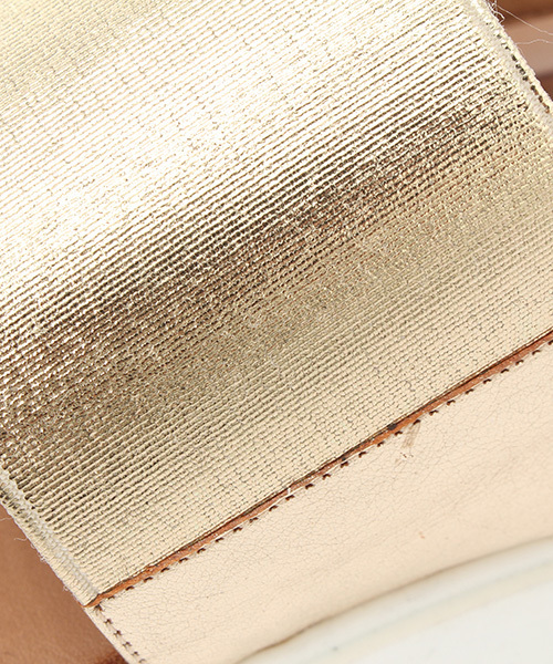 mystic(ミスティック)の「【INUOVO】バックストラップサンダル(サンダル・レディース・ゴールド/シルバー/ブラック・37/38/36)」の6枚目の写真