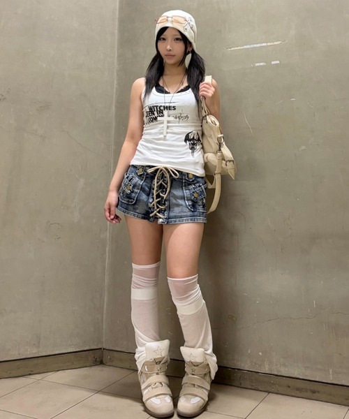 Never mind the XU（ネバーマインドザエックスユー）の「【Never mind the XU】slim fit studs sleeveless / 【ネバーマインド ザ エックスユー】スリムフィットスタッズタンクトップ（タンクトップ・レディース・ブラック/ホワイト・S）」の13枚目の写真