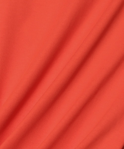 ESTNATION(エストネーション)の「ESSENCEOFLUXURY / ベーシックTシャツ(Tシャツ/カットソー・レディース・レッド/ブラック・FREE)」の5枚目の写真