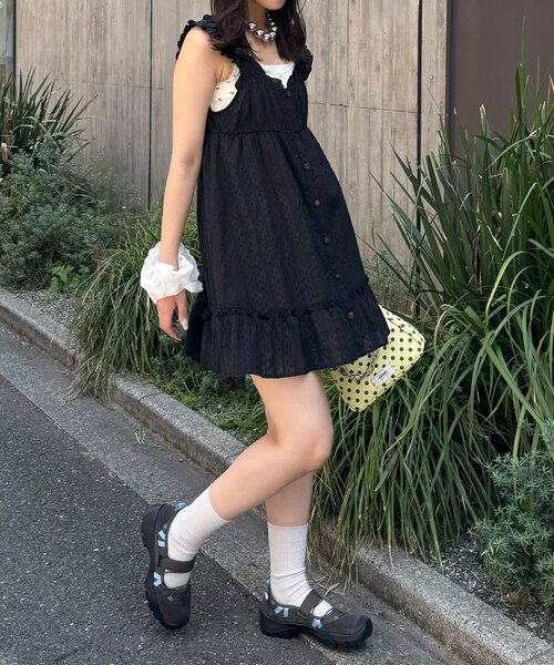 CIAOPANIC(チャオパニック)の「ウッドボタンドビーシャーリングキャミチュニックワンピース(チュニック・レディース・ブラック/ホワイト/イエロー・ONE SIZE)」の19枚目の写真