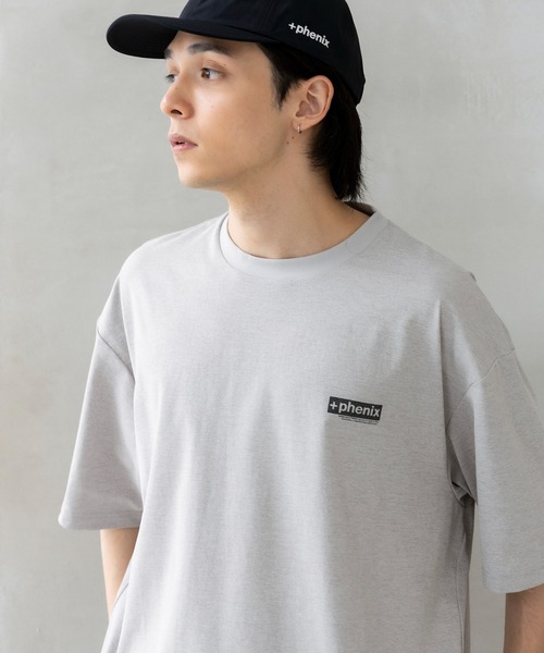 +phenix(プラスフェニックス)の「+phenix(プラスフェニックス)Outlast SKIING PHOTO GRAPHIC SHORT SLEEVE TEE / スキー フォトグラフィック ショートスリーブTシャツ(Tシャツ/カットソー・メンズ・ホワイト/グレー/ブラック・M/L)」の20枚目の写真