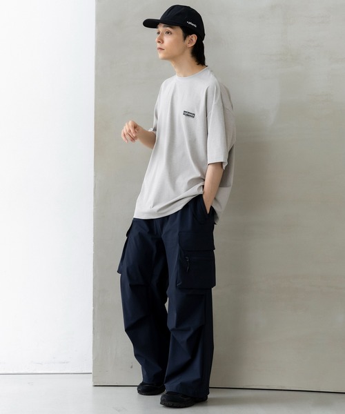 +phenix(プラスフェニックス)の「+phenix(プラスフェニックス)Outlast SKIING PHOTO GRAPHIC SHORT SLEEVE TEE / スキー フォトグラフィック ショートスリーブTシャツ(Tシャツ/カットソー・メンズ・ホワイト/グレー/ブラック・M/L)」の17枚目の写真