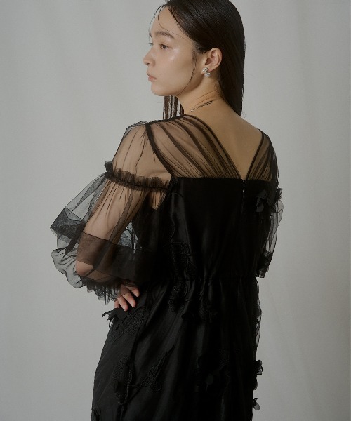 LE'RURE(リルアー)の「Flower motif puffsleeve dress(ドレス・レディース・グレー/ブラック・M-Long/MEDIUM/SMALL)」の15枚目の写真