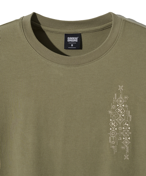 GAKKAI UNIONS(ガッカイユニオンズ)の「サンシャイン刺繍半袖Tシャツオリーブ(Tシャツ/カットソー・レディース・その他・MEDIUM/LARGE)」の5枚目の写真