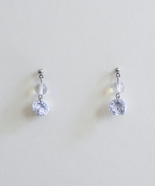 MERRYMOTIVE（メリーモチーブ）の「Clear and silver drop earring（ピアス（両耳用）・レディース・その他・FREE）」の3枚目の写真