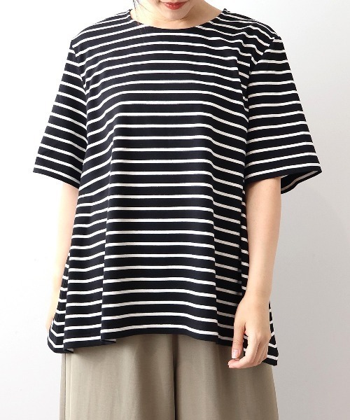 MB mint breeze(エムビーミントブリーズ)の「【WEB限定】【LL~6L 大きいサイズ】フレアヘムボーダーTシャツ(Tシャツ/カットソー・レディース・イエロー/ネイビー/ブラック・4L/6L/LL/3L/5L)」の2枚目の写真