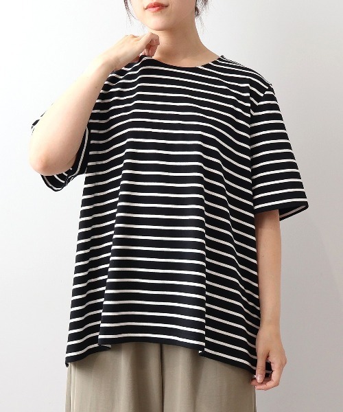 MB mint breeze(エムビーミントブリーズ)の「【WEB限定】【LL~6L 大きいサイズ】フレアヘムボーダーTシャツ(Tシャツ/カットソー・レディース・イエロー/ネイビー/ブラック・4L/6L/LL/3L/5L)」の7枚目の写真