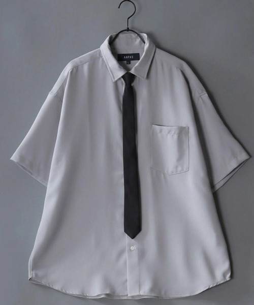 SITRY(シトリー)の「Dress Shirt with Tie/2WAY ネクタイ付き オーバーサイズ 半袖シャツ ドレスシャツ(シャツ/ブラウス・メンズ・ブラック/ベージュ/グレイッシュブルー/ホワイト/ライトグレー・L/M)」の3枚目の写真