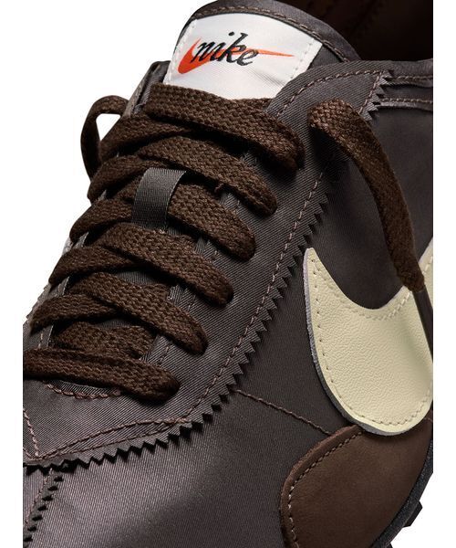 NIKE(ナイキ)の「【NIKE meets emmi】W MOON SHOE OG(スニーカー・レディース・チャコールグレー・25.5/25/24.5/24/23.5/23)」の12枚目の写真