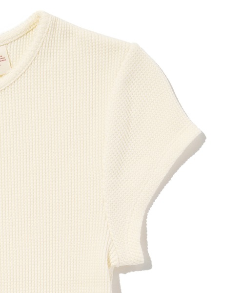 Levi's(リーバイス)の「Levi's/リーバイス DRY GOODS ワッフルTシャツ(Tシャツ/カットソー・レディース・ホワイト・XS/S/M)」の7枚目の写真