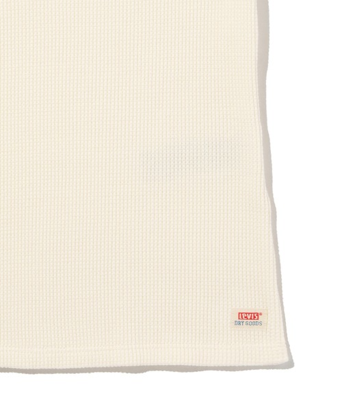 Levi's(リーバイス)の「Levi's/リーバイス DRY GOODS ワッフルTシャツ(Tシャツ/カットソー・レディース・ホワイト・XS/S/M)」の8枚目の写真