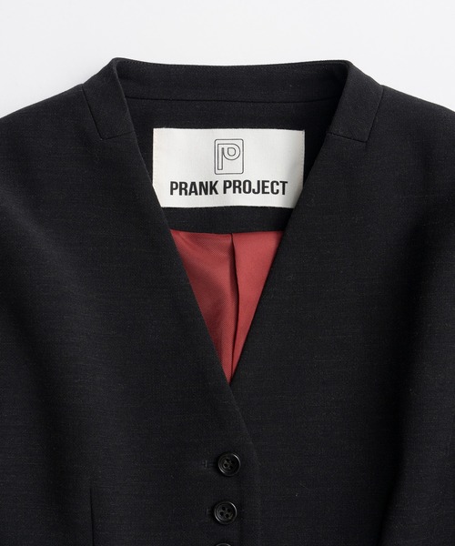PRANK PROJECT(プランクプロジェクト)の「【2026Autumn Pre-Order】パデッドショルダーVネックジャケット / Padded Shoulder V-Neck Jacket(テーラードジャケット・レディース・チャコールグレー/ブラック・FREE)」の12枚目の写真