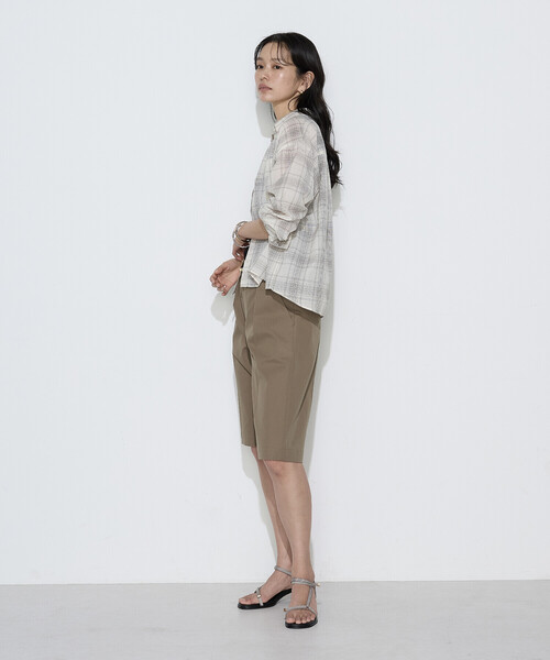 COMME CA(コムサ)の「〔 Sサイズ 〕 モノトーンシアーチェック シャツ(シャツ/ブラウス・レディース・ブラック・5号)」の2枚目の写真
