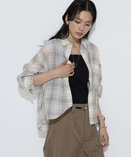 COMME CA(コムサ)の「〔 Sサイズ 〕 モノトーンシアーチェック シャツ(シャツ/ブラウス・レディース・ブラック・5号)」の7枚目の写真