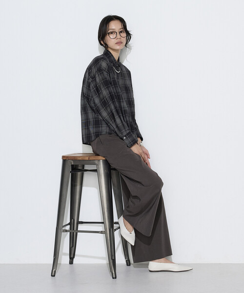COMME CA(コムサ)の「〔 Sサイズ 〕 モノトーンシアーチェック シャツ(シャツ/ブラウス・レディース・ブラック・5号)」の17枚目の写真