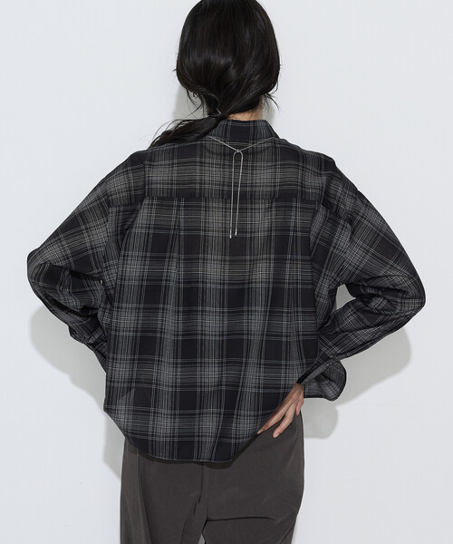 COMME CA(コムサ)の「〔 Sサイズ 〕 モノトーンシアーチェック シャツ(シャツ/ブラウス・レディース・ブラック・5号)」の22枚目の写真