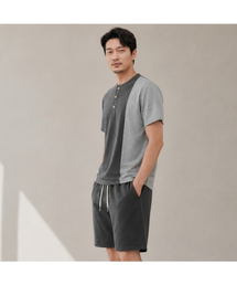 CUSTOMUS（カスタムアース）の「男性ピグメントブロックヘンリーネック半袖Tシャツ CXS26MKRT501 GRY（Tシャツ/カットソー）」