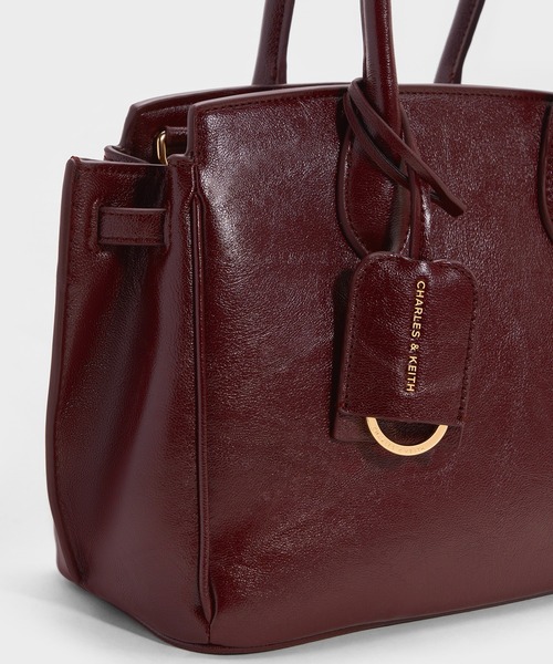 CHARLES & KEITH(チャールズ & キース)の「Ginevra ラージジネヴラ トートバッグ(トートバッグ・レディース・ワインレッド/ブラック・M)」の14枚目の写真