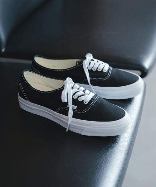VANS(バンズ)の「VANS LX AUTHENTIC REISSUE 44(スニーカー・メンズ・ブラック・10.5/10/8.5/9.5/8/12/11/9)」の3枚目の写真