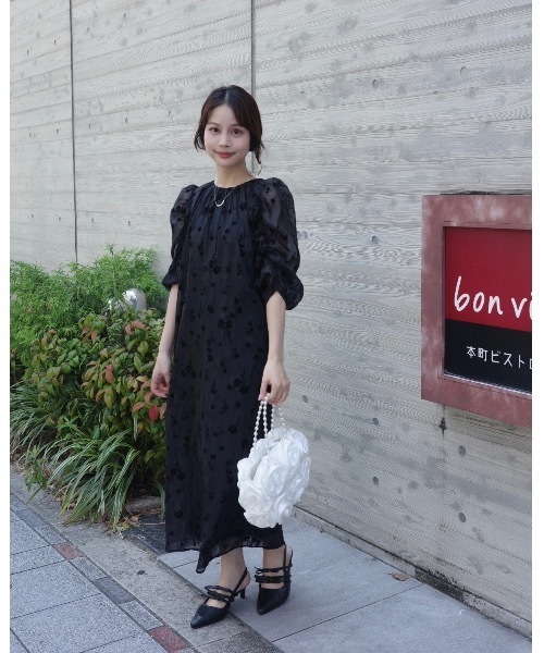 JUMELLE(ジュメロ)の「フロッキーフラワードレス(ドレス・レディース・ピンク/ブラック・SMALL/MEDIUM)」の14枚目の写真