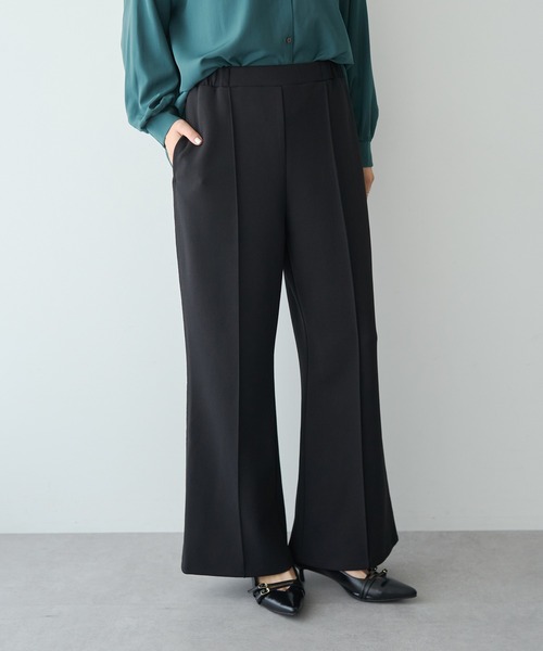 YECCA VECCA(イェッカヴェッカ)の「イージーカットジョーゼットパンツ【セットアップ対応】(その他パンツ・レディース・アイボリー/ベージュ/ブラック・FREE)」の1枚目の写真