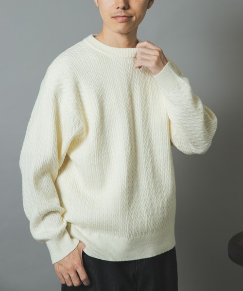 ITEMS URBANRESEARCH(アイテムズ アーバンリサーチ)の「ミニケーブルクルーネックニットプルオーバー(ニット/セーター・メンズ・ブラック/モカ/ホワイト/バーガンディー・MEDIUM/LARGE)」の6枚目の写真