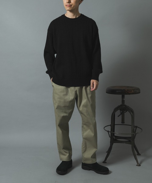 ITEMS URBANRESEARCH(アイテムズ アーバンリサーチ)の「ミニケーブルクルーネックニットプルオーバー(ニット/セーター・メンズ・ブラック/モカ/ホワイト/バーガンディー・MEDIUM/LARGE)」の16枚目の写真