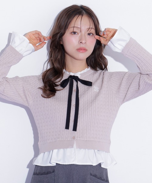 JILL by JILL STUART(ジルバイジルスチュアート)の「フリルカラーケーブルニット(ニット/セーター・レディース・ピンク/グレー/ネイビー・FREE)」の5枚目の写真