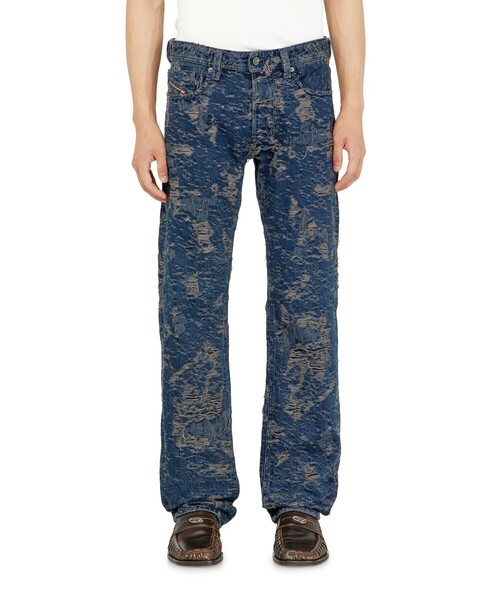 DIESEL(ディーゼル)の「メンズ デニムパンツ 1985 LARKEE(デニムパンツ・メンズ・ダークインディゴブルー・32inch)」の1枚目の写真