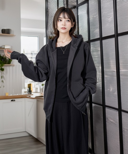 Chandelier(シャンデリア)の「オーバーサイズ モノトーン 裏起毛 スウェット フルジップパーカー 無地 韓国ファッション(パーカー・レディース・ブラック/杢グレー/スミクロ・LL/M/L)」の5枚目の写真