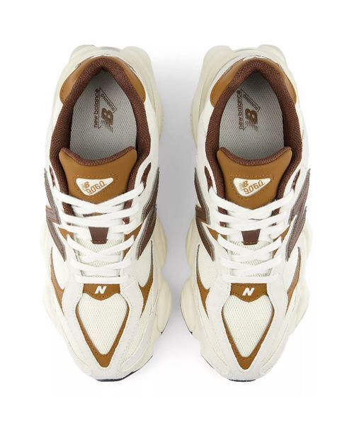 emmi(エミ)の「【New Balance】U9060(スニーカー・レディース・アイボリー・25/24.5/24/23.5/23)」の5枚目の写真