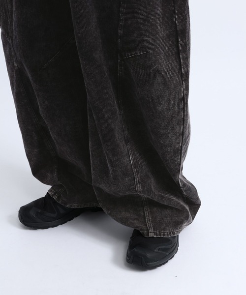 RAGEBLUE(レイジブルー)の「3D CURVED CORDUROY BARREL PANTS/3Dカーブコーデュロイバレルパンツ(その他パンツ・メンズ・ブラウン/ブラック/グレー・LARGE/MEDIUM)」の5枚目の写真