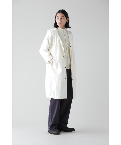 YLEVE(イレーヴ)の「Y / RECYCLE NYLON TAFFETA CO(ダウンジャケット/コート・メンズ・ホワイト/ネイビー・4)」の3枚目の写真