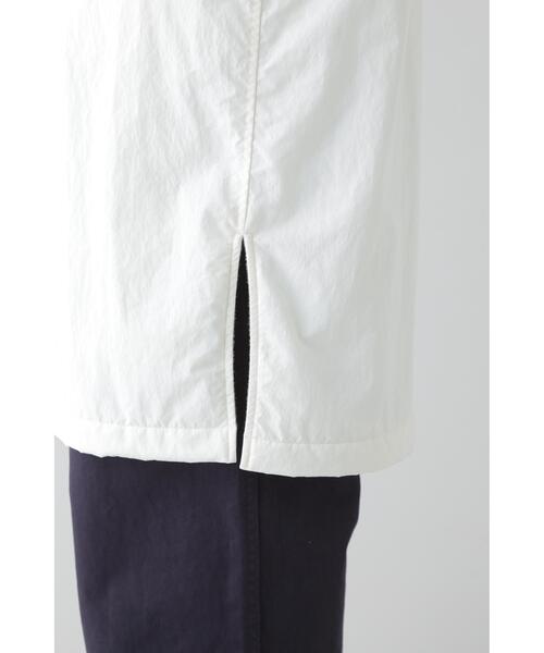 YLEVE(イレーヴ)の「Y / RECYCLE NYLON TAFFETA CO(ダウンジャケット/コート・メンズ・ホワイト/ネイビー・4)」の8枚目の写真
